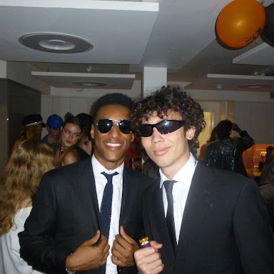 Ruben White, Mohammad Hussein